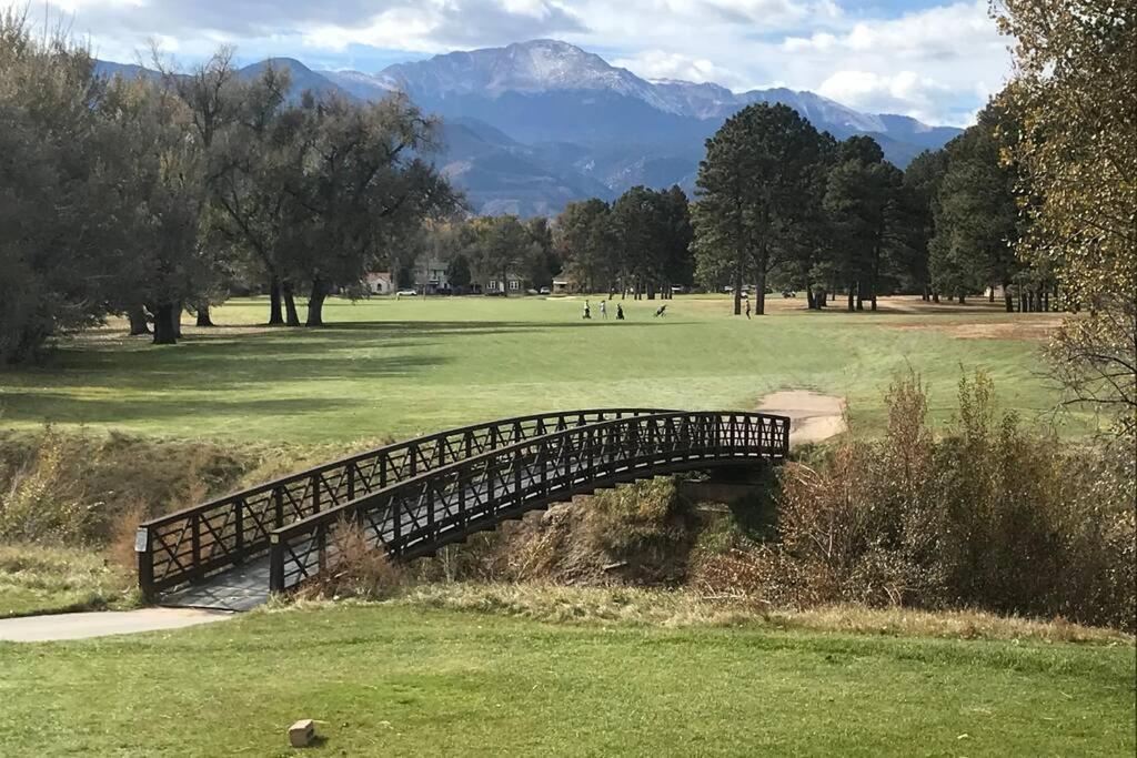 Charming Remodeled Golf Course Area Home Colorado Springs Ngoại thất bức ảnh