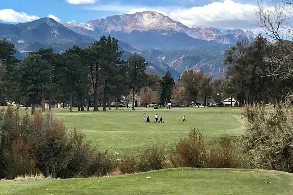 Charming Remodeled Golf Course Area Home Colorado Springs Ngoại thất bức ảnh